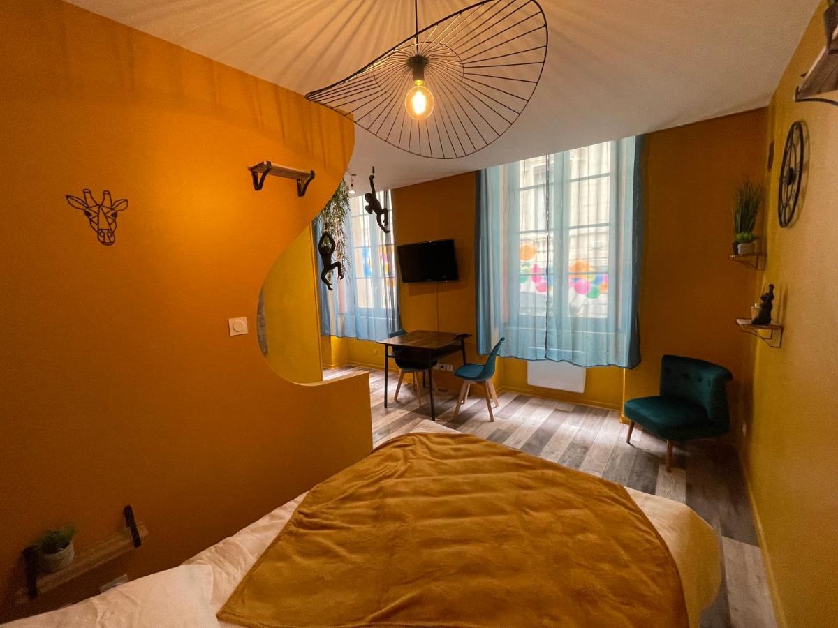 Jungle Room Romans-sur-Isère Buitenkant foto